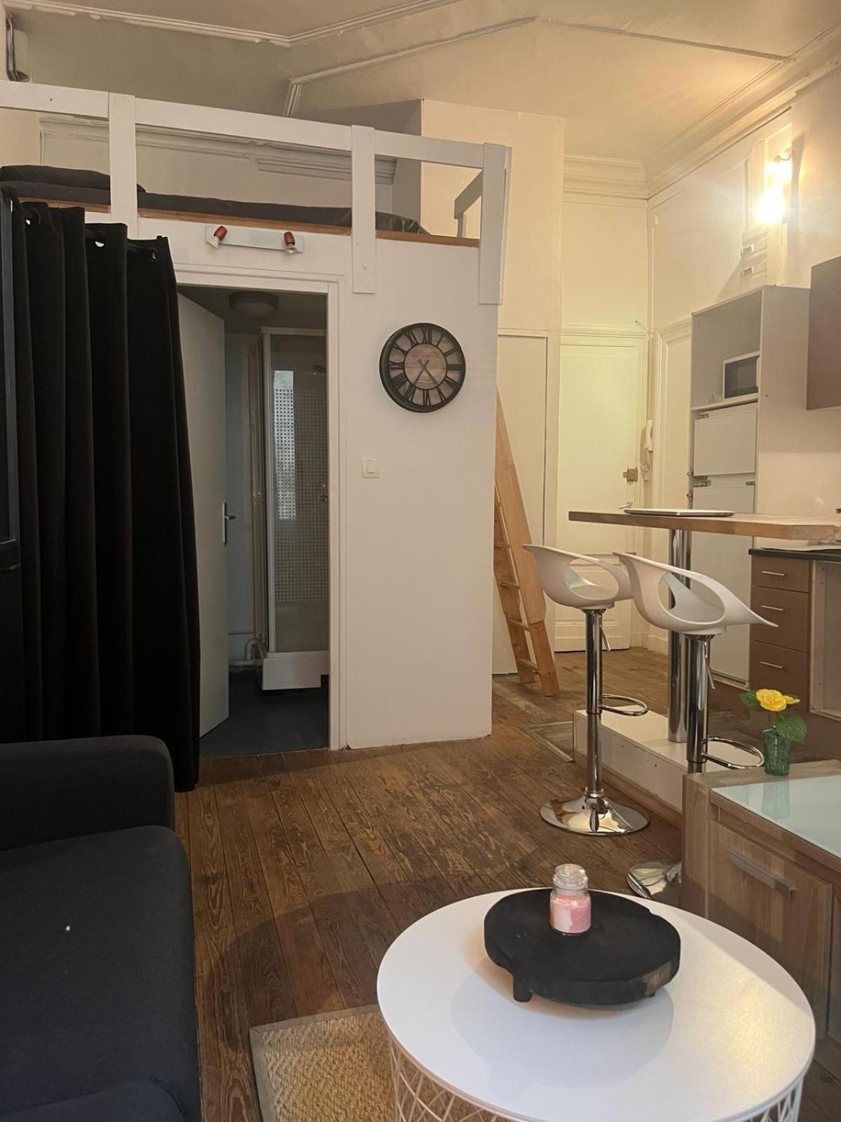 Bel Appartement Avec Mezzanine En Plein Centre De Burdeos Exterior foto