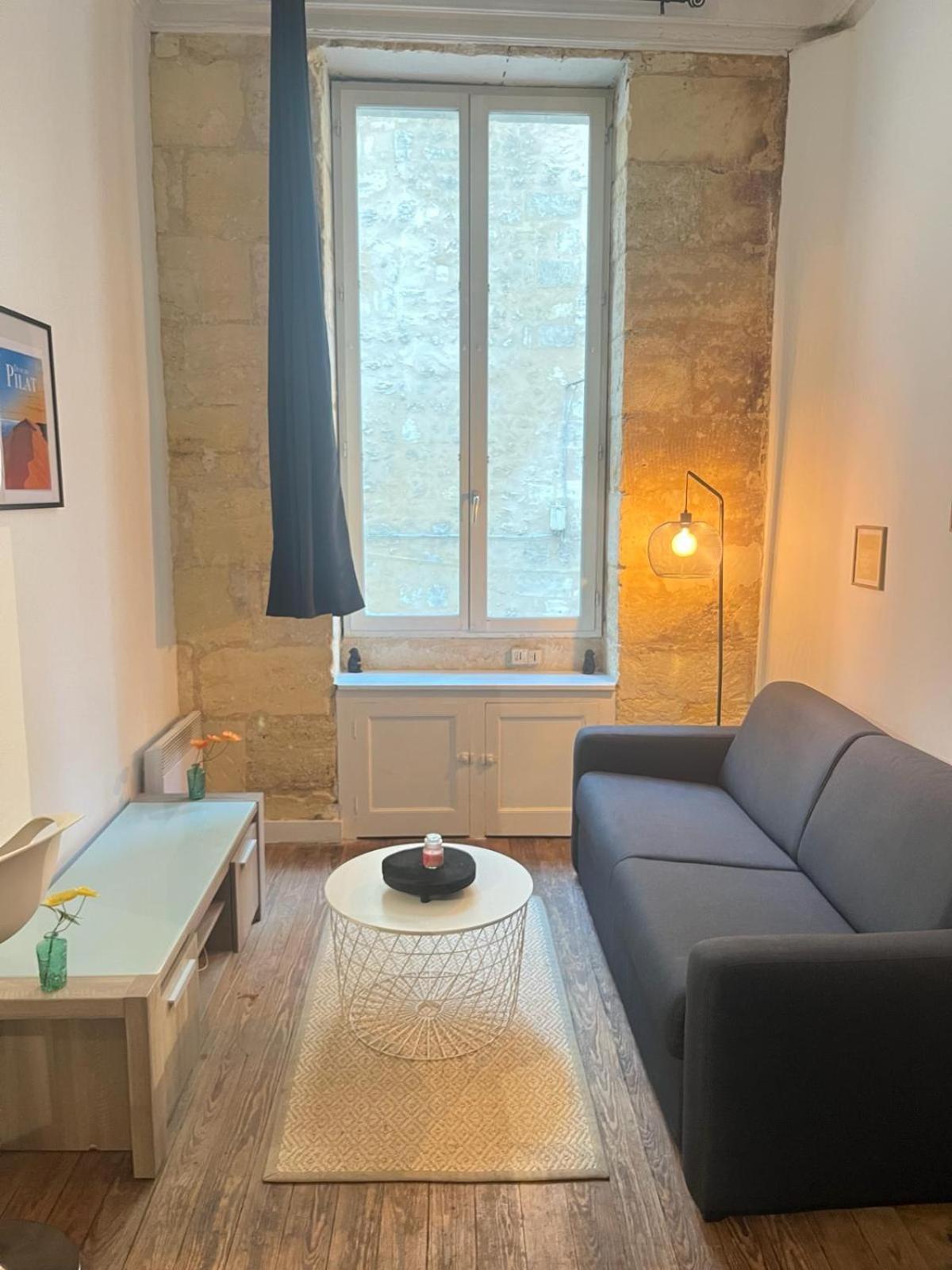 Bel Appartement Avec Mezzanine En Plein Centre De Burdeos Exterior foto
