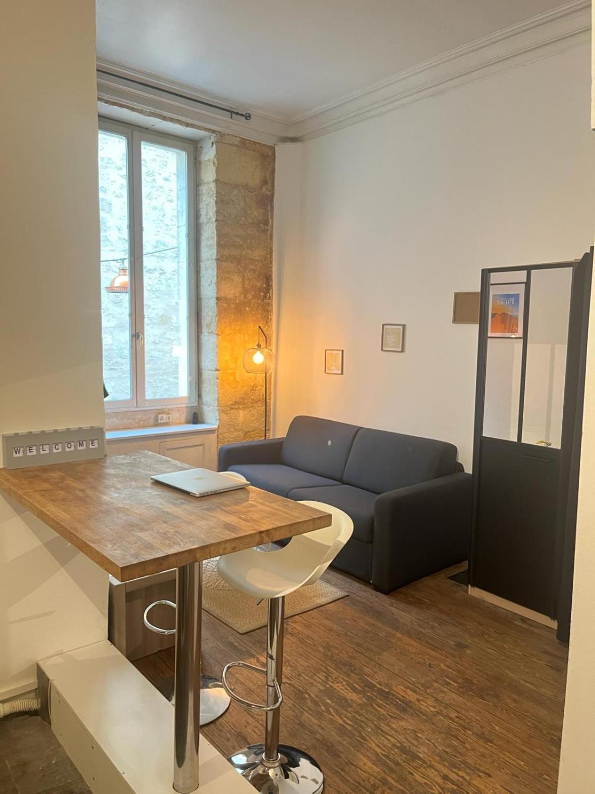 Bel Appartement Avec Mezzanine En Plein Centre De Burdeos Exterior foto